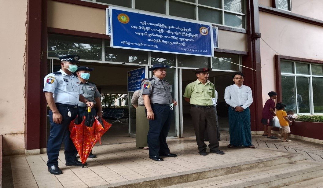 ကော့သောင်းမြို့၊ အေးမြကန်သာရပ်ကွက်၊ (၂)မိုင် ပြည်သူ့ဆေးရုံ၌ မွေးရာပါနှုတ်ခမ်းကွဲ၊ အာခေါင်ကွဲလူနာများ အခမဲ့ခွဲစိတ်ကုသပေးနေမှုအခြေအနေအား ကြည့်ရှုအားပေး