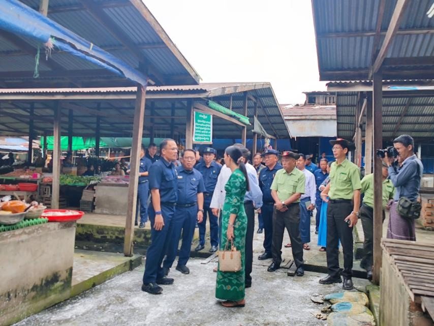 ရန်ကုန်တိုင်းဒေသကြီး၊ ဒဂုံမြို့သစ်ခရိုင်၊ ဒဂုံမြို့သစ်(တောင်ပိုင်း)မြို့နယ်၊ အမှတ်(၂၅)ရပ်ကွက်ရှိ အမှတ်(၁) ဈေးအတွင်းအပြင်အဆင့်မြှင့်တင်နိုင်ရေးနှင့် ပျံကျဈေးသည်များဈေးအတွင်း၌ စနစ်တကျရောင်းချနိုင်ရေး ကွင်းဆင်းစစ်ဆေး