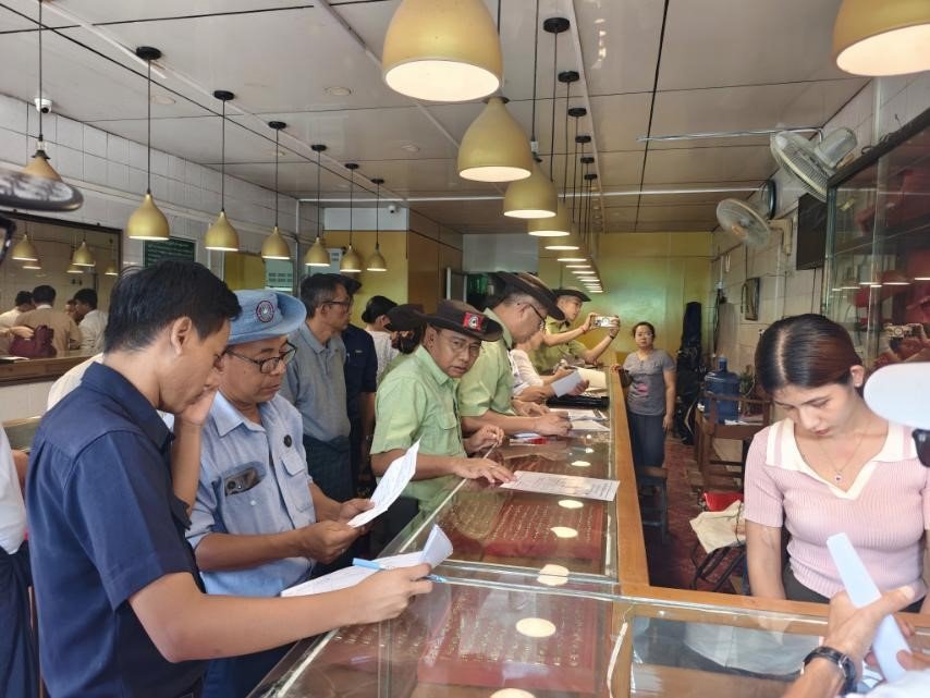 News Photo