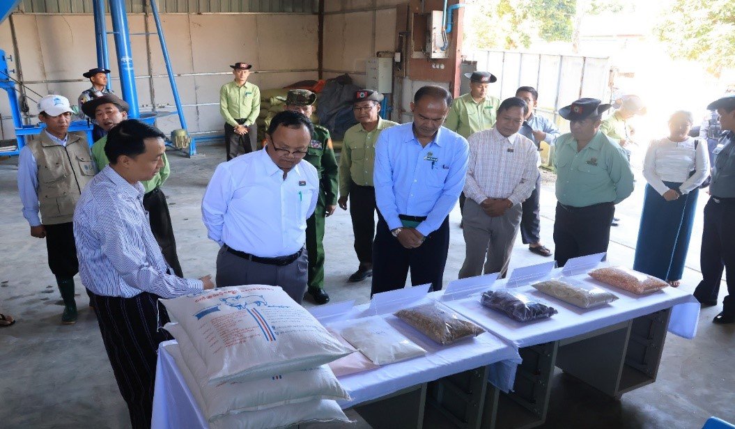 ကယားပြည်နယ်၊ လွိုင်ကော်ခရိုင်၊ လွိုင်ကော်မြို့နယ်၊ ဒေါတမရပ်ကွက်ရှိ တိရိစ္ဆာန်အစာချက် စက်ရုံလည်ပတ်နေမှုအခြေအနေများအား ကြည့်ရှုစစ်ဆေး