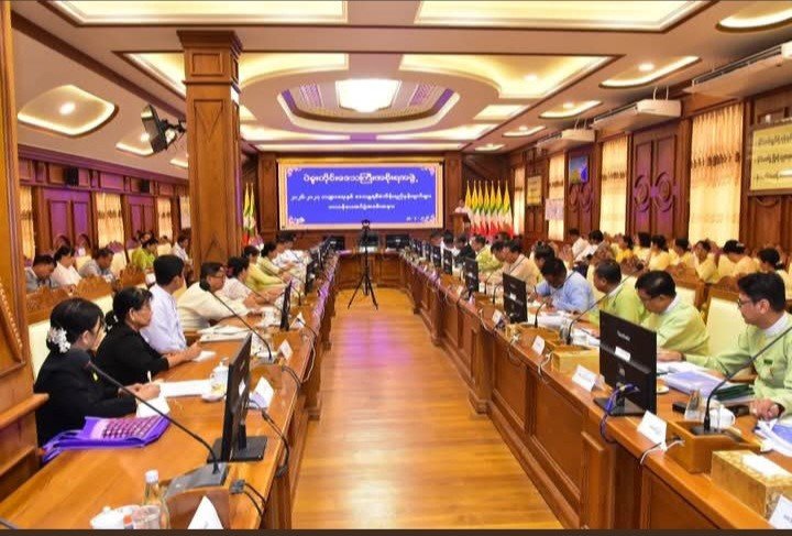 ပဲခူးတိုင်းဒေသကြီး၊ ပဲခူးခရိုင်၊ ပဲခူးမြို့၊ တိုင်းဒေသကြီးအစိုးရအဖွဲ့ရုံး၊ တော်ဝင်ဟံသာအစည်းအဝေး ခန်းမ၌ ကျင်းပပြုလုပ်သည့် ၂၀၂၆-၂၀၂၇ ဘဏ္ဍာရေးနှစ်၊ ဒေသန္တရစီမံကိန်းရည်မှန်းချက်များ တာဝန် ပေးအပ်ပွဲအခမ်းအနားသို့ တက်ရောက်