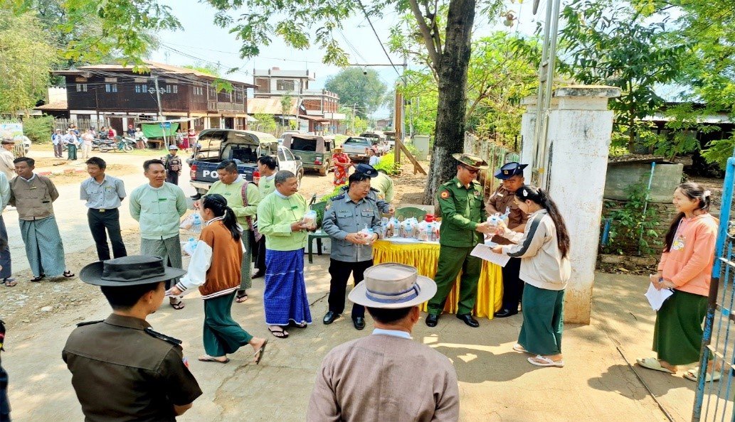 ရှမ်းပြည်နယ်၊ လင်းခေးခရိုင်၊ လင်းခေးမြို့၊ ဝမ်လွိုင်ရပ်ကွက်၊ အခြေခံပညာအထက်တန်းကျောင်း (လင်းခေး)၌ Grade-12 ကျောင်းသား/ ကျောင်းသူများတက္ကသိုလ်ဝင်စာမေးပွဲဖြေဆိုနေမှုအခြေအနေ များအား ကြည့်ရှုအားပေး