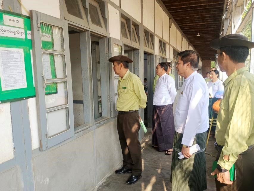 ပဲခူးတိုင်းဒေသကြီး၊ ပြည်ခရိုင်၊ ပန်းတောင်းမြို့နယ်၊ မင်းရပ် ရပ်ကွက်၊ အ.ထ.က(ပန်းတောင်း)တွင် Grade - 12 ကျောင်းသား / ကျောင်းသူများ တက္ကသိုလ်ဝင်စာမေးပွဲဖြေဆိုနေမှုအခြေအနေများအား ကြည့်ရှု အားပေး