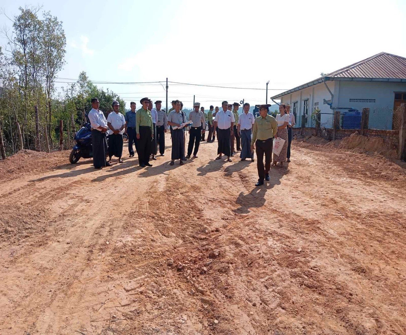 တနင်္သာရီတိုင်းဒေသကြီး၊ ဘုတ်ပြင်းခရိုင်၊ ဘုတ်ပြင်းမြို့နယ်၊ ကမာချောင်းကျေးရွာ၌ ဒေသဖွံ့ဖြိုးရေး လုပ်ငန်းများဆောင်ရွက်နိုင်ရေးအတွက် ကွင်းဆင်းစစ်ဆေး