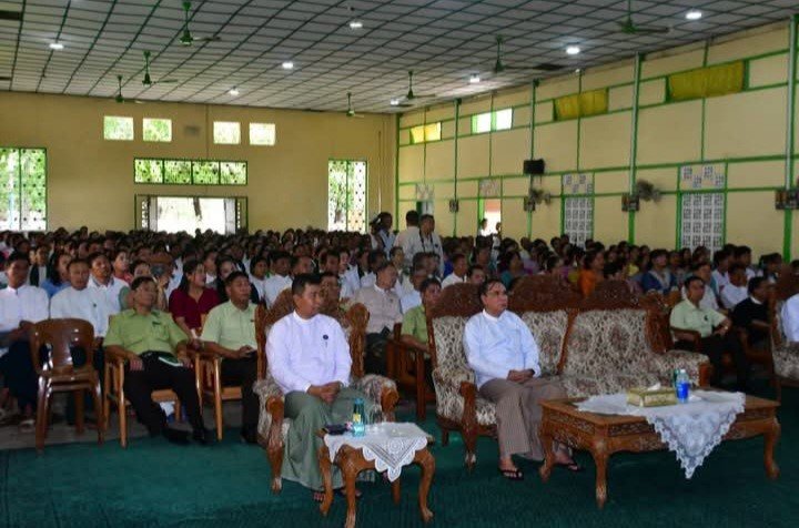 ပဲခူးတိုင်းဒေသကြီး၊ ပဲခူးခရိုင်၊ ပဲခူးမြို့၊ အမှတ်(၁)အခြေခံပညာအထက်တန်းကျောင်း၌ ကျင်းပ ပြုလုပ်သည့် ၂၀၂၆-၂၀၂၇ ပညာသင်နှစ်ကျောင်းအပ်နှံရေးနေ့အကြိုလှုပ်ရှားမှုအခမ်းအနားသို့ တက်ရောက်