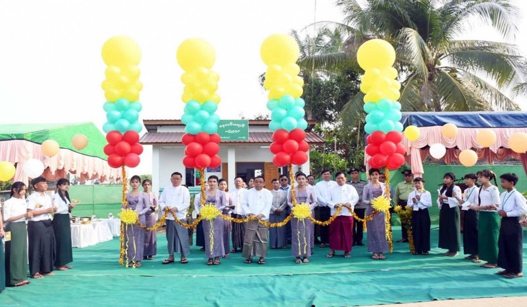 တနင်္သာရီတိုင်းဒေသကြီး၊ ထားဝယ်ခရိုင်၊ ထားဝယ်မြို့နယ်၊ ထိန်သစ်ရပ်ကွက်၌ “နေလင်းရောင်” စာကြည့်တိုက်အဆောက်အဦအသစ်ဖွင့်ပွဲအခမ်းအနားသို့ တက်ရောက်