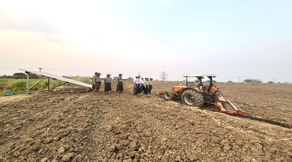 ပဲခူးတိုင်းဒေသကြီး၊ နတ်တလင်းခရိုင်၊ နတ်တလင်းမြို့နယ်တွင် ဆင်းရတနာ- ၃ နှမ်းမျိုးများအား ပေါင်ကြီးတင်စနစ်ဖြင့်စမ်းသပ်စိုက်ပျိုးနိုင်ရန် Solar ရေတင်စနစ်ဆောင်ရွက်မှုနှင့် မြေပြုပြင်ထားရှိမှု အခြေအနေများအား ကြည့်ရှုစစ်ဆေး