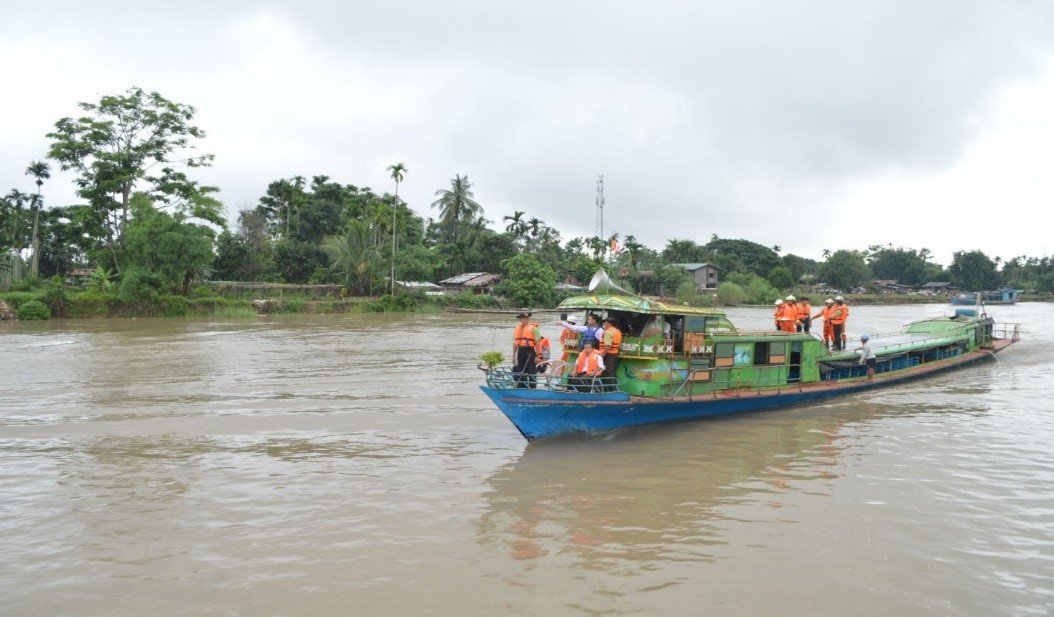 စစ်ကိုင်းတိုင်းဒေသကြီး၊ ဟုမ္မလင်းခရိုင်၊ ဟုမ္မလင်းမြို့နယ်အတွင်း ချင်းတွင်းမြစ်ရေမြင့်တက်လာမှုကြောင့် ရေကြီးရေလျှံမှုများဖြစ်ပွားလာနိုင်သဖြင့် ပြည်သူများအား သတိပြုနေထိုင်စေရေး လိုက်လံအသိပေးနှိုးဆော်